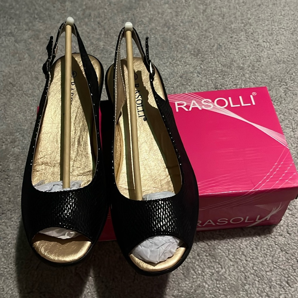 Rasolli Ladies Low Wedge Sling Back Sandals: Black / 9